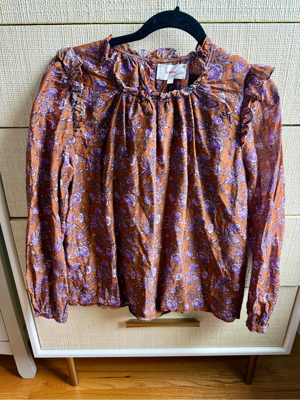 XiRENA Camel Blouse with Purple Floral Print